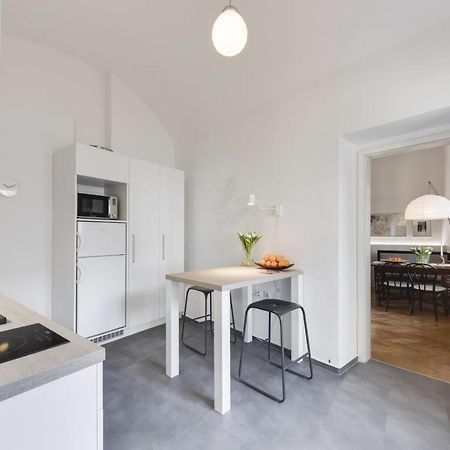 City Center Apartment With Parking Ljubljana Luaran gambar