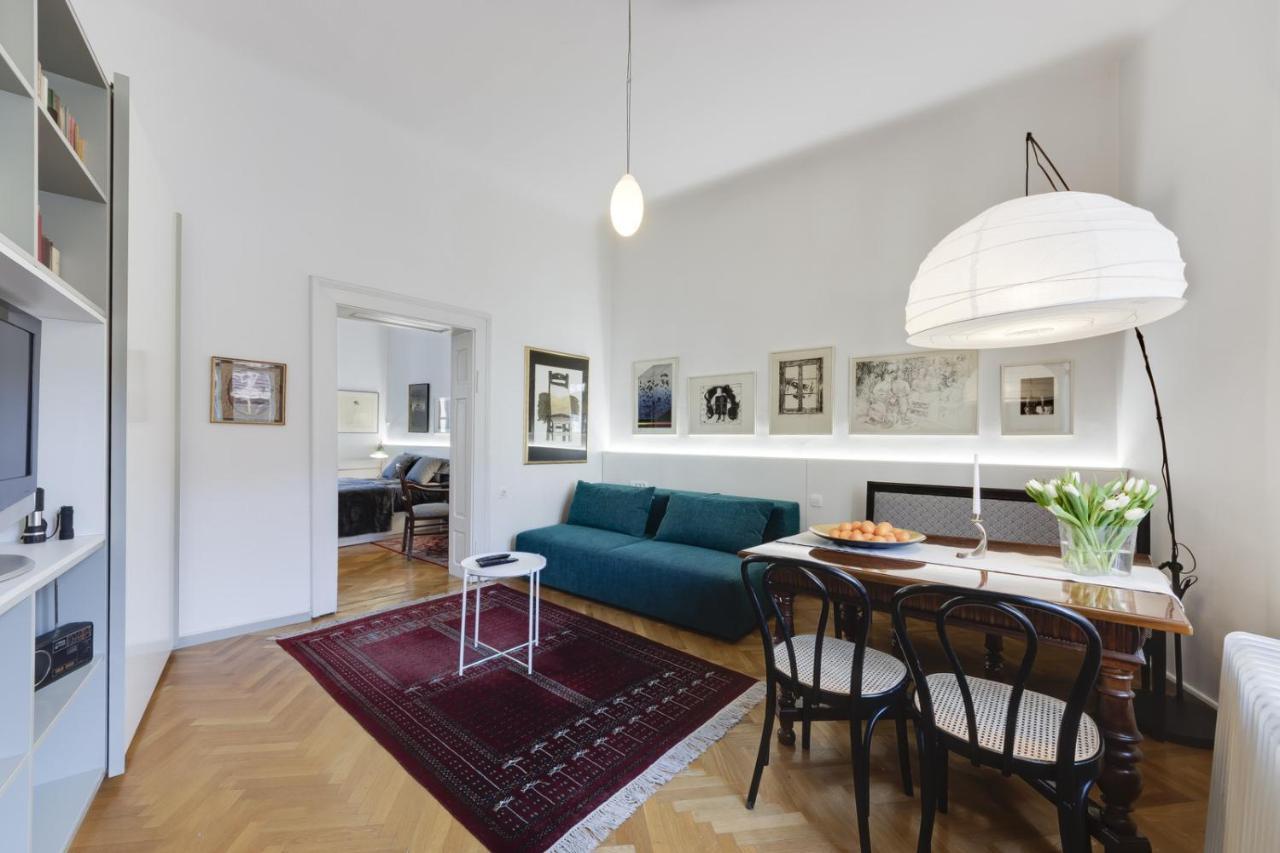 City Center Apartment With Parking Ljubljana Luaran gambar
