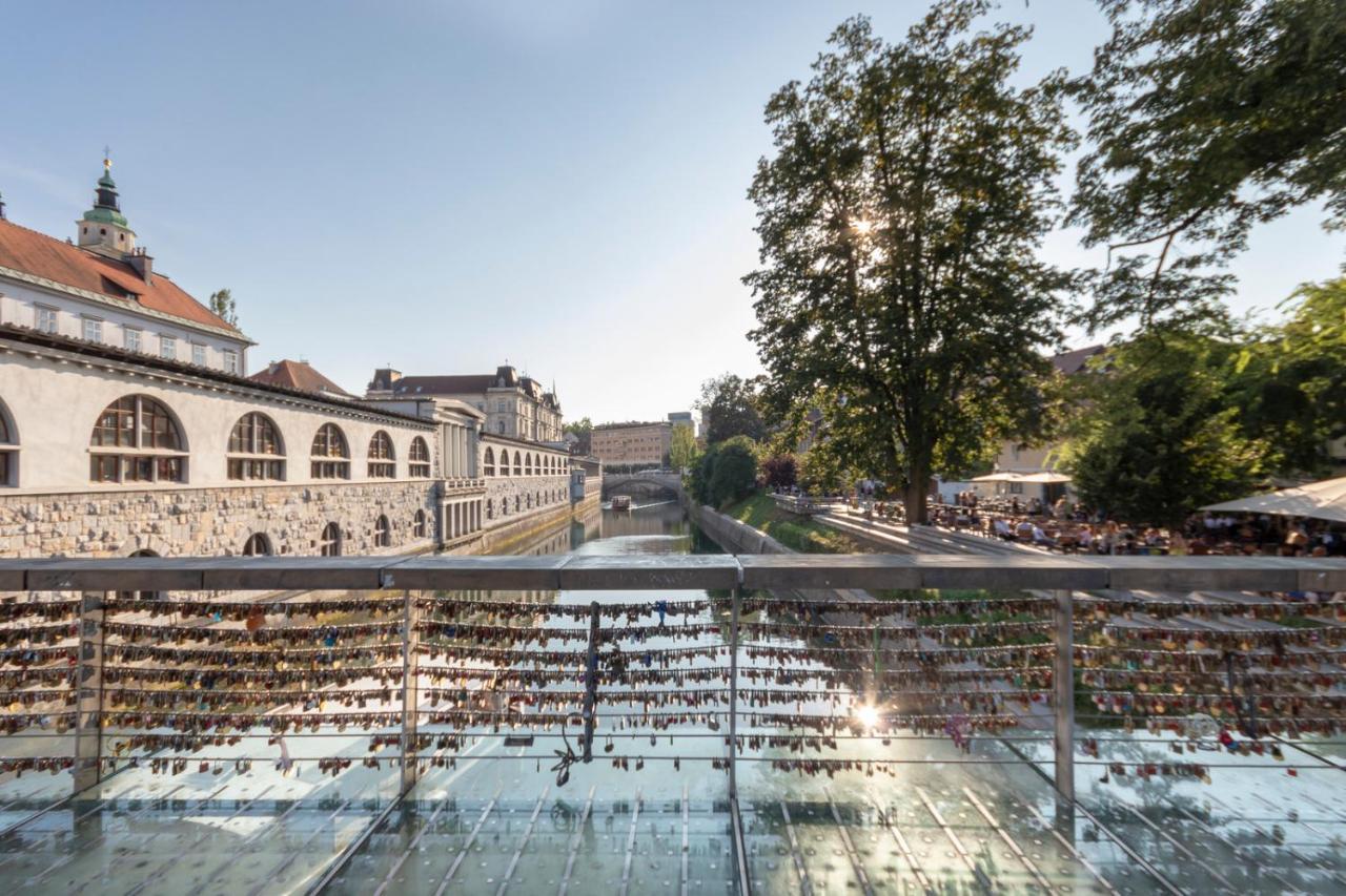 City Center Apartment With Parking Ljubljana Luaran gambar
